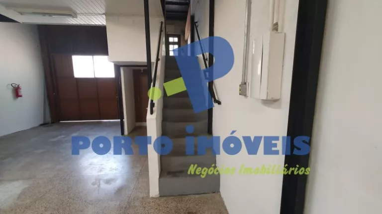 Foto 5 de Pavilhão com 276m² para alugar no bairro Floresta, Porto Alegre