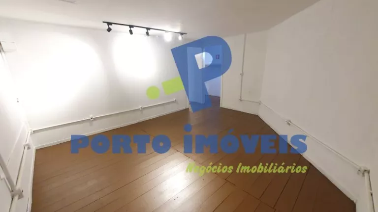 Foto 7 de Pavilhão com 276m² para alugar no bairro Floresta, Porto Alegre