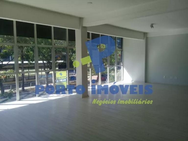 Foto 2 de Loja com 2 banheiros e 200m² para alugar no bairro Sao Joao, Porto Alegre