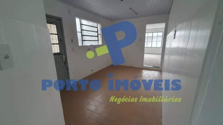 Foto 4 de Casa Comercial com 190m² para alugar no bairro Marechal Rondon, Canoas