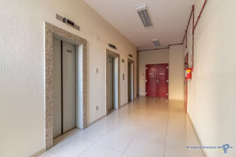 Foto 5 de Sala com 740m² para alugar no bairro Centro Historico, Porto Alegre