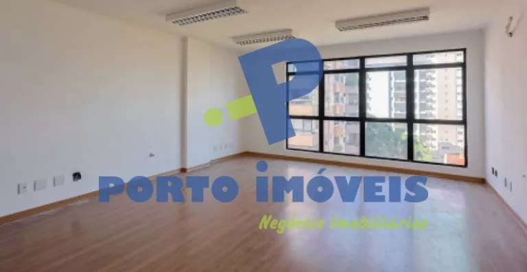 Foto 1 de Sala com 1 banheiro e 36m² para alugar no bairro Auxiliadora, Porto Alegre