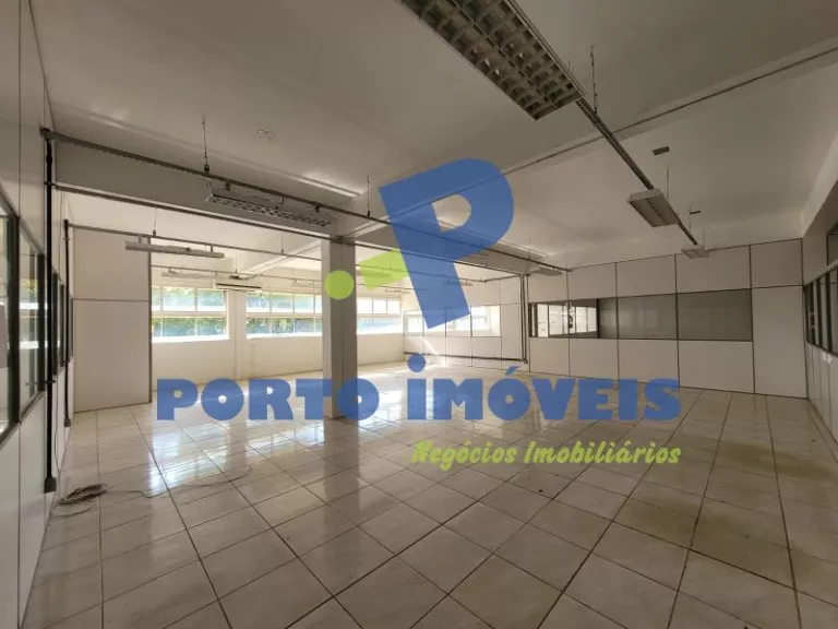 Foto 3 de Prédio com 4900m² para alugar no bairro Navegantes, Porto Alegre