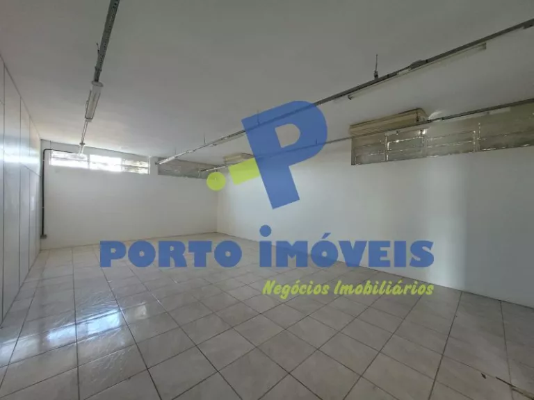 Foto 7 de Prédio com 4900m² para alugar no bairro Navegantes, Porto Alegre