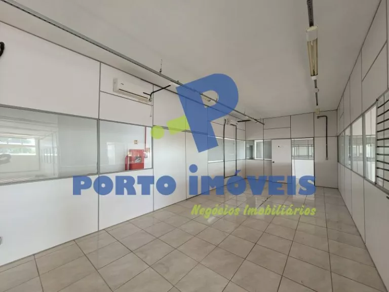 Foto 12 de Prédio com 4900m² para alugar no bairro Navegantes, Porto Alegre