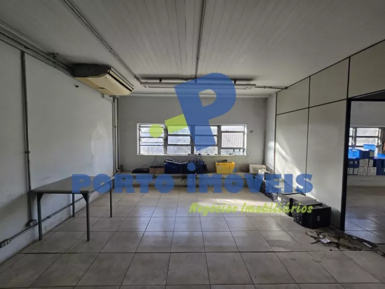 Foto 3 de Pavilhão com 2000m² para alugar no bairro Humaitá, Porto Alegre