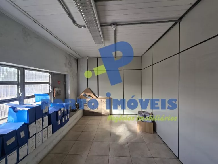 Foto 4 de Pavilhão com 2000m² para alugar no bairro Humaitá, Porto Alegre