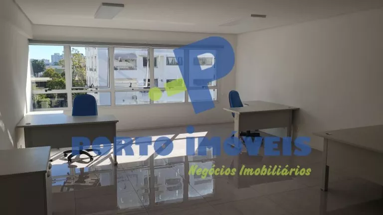 Foto 5 de Sala com 1 banheiro e 43m² para alugar no bairro Petropolis, Porto Alegre
