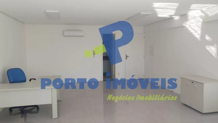 Foto 6 de Sala com 1 banheiro e 43m² para alugar no bairro Petropolis, Porto Alegre