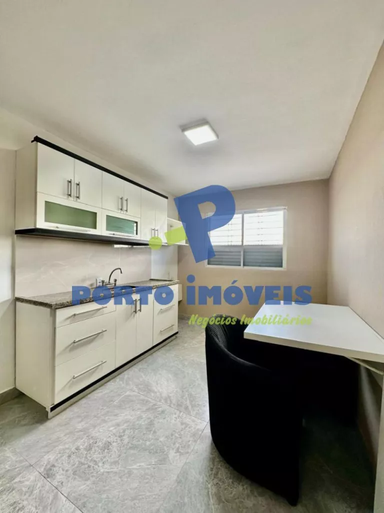 Foto 1 de Apto com 2 quartos, 1 banheiro e 50m² para alugar no bairro Vila Jardim, Porto Alegre
