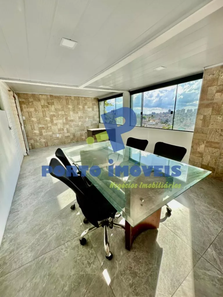 Foto 2 de Apto com 2 quartos, 2 banheiros e 120m² para alugar no bairro Vila Jardim, Porto Alegre
