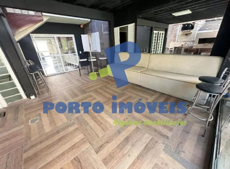 Foto 23 de Apto com 1 banheiro e 130m² para alugar no bairro Vila Jardim, Porto Alegre